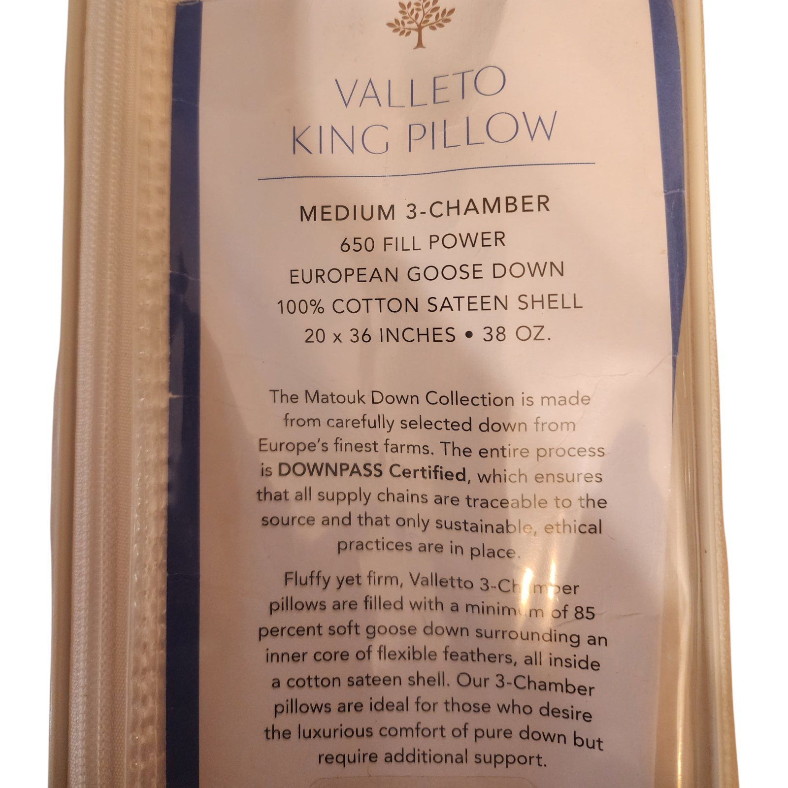 Valleto King Pillow packaging with product details on a white background