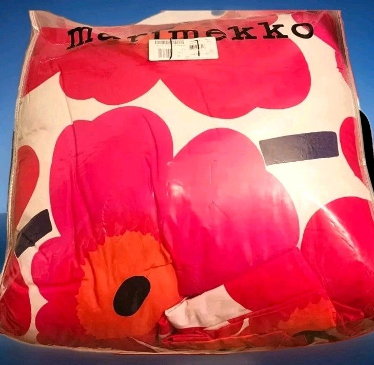 Marimekko Unikko Comforter Floral Red and White Queen Set Percale Cotton BN $300
